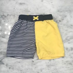 Swim trunks ⭐️ 3 for $10